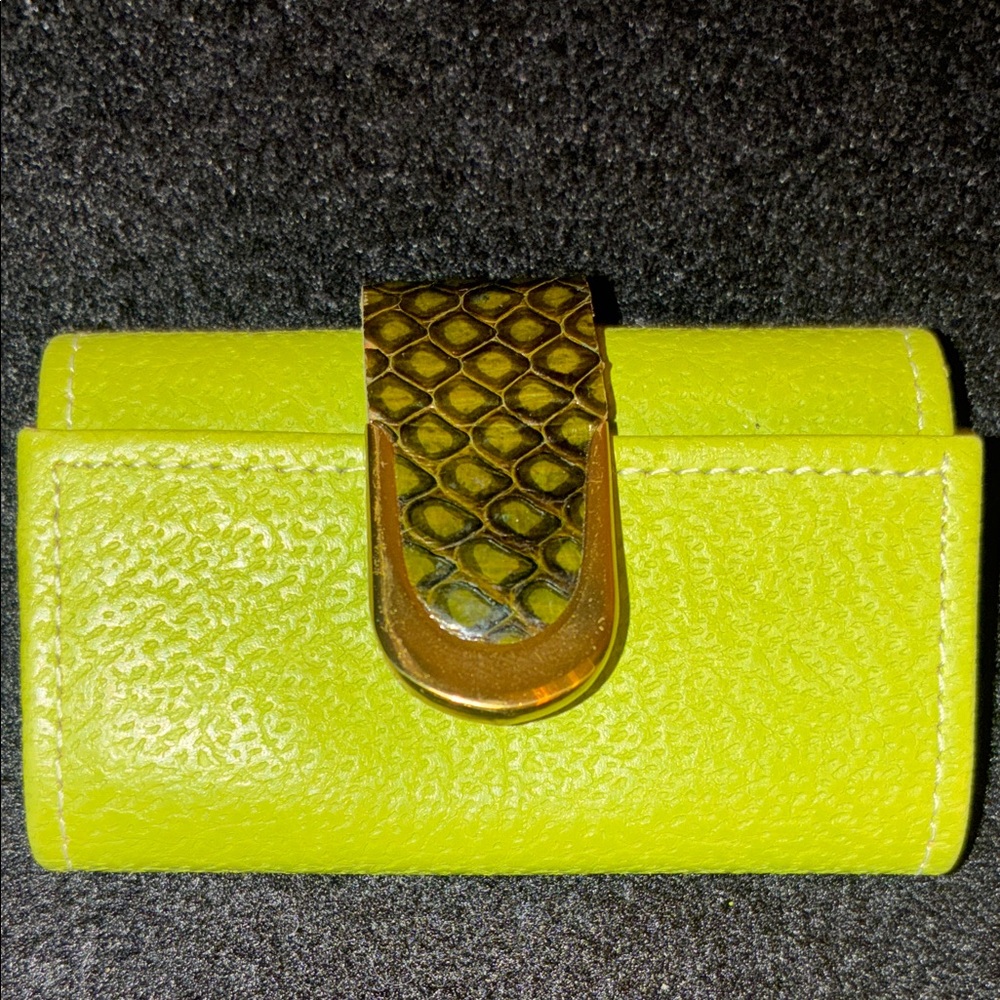 Buxton Lime Green Key & Card Holder